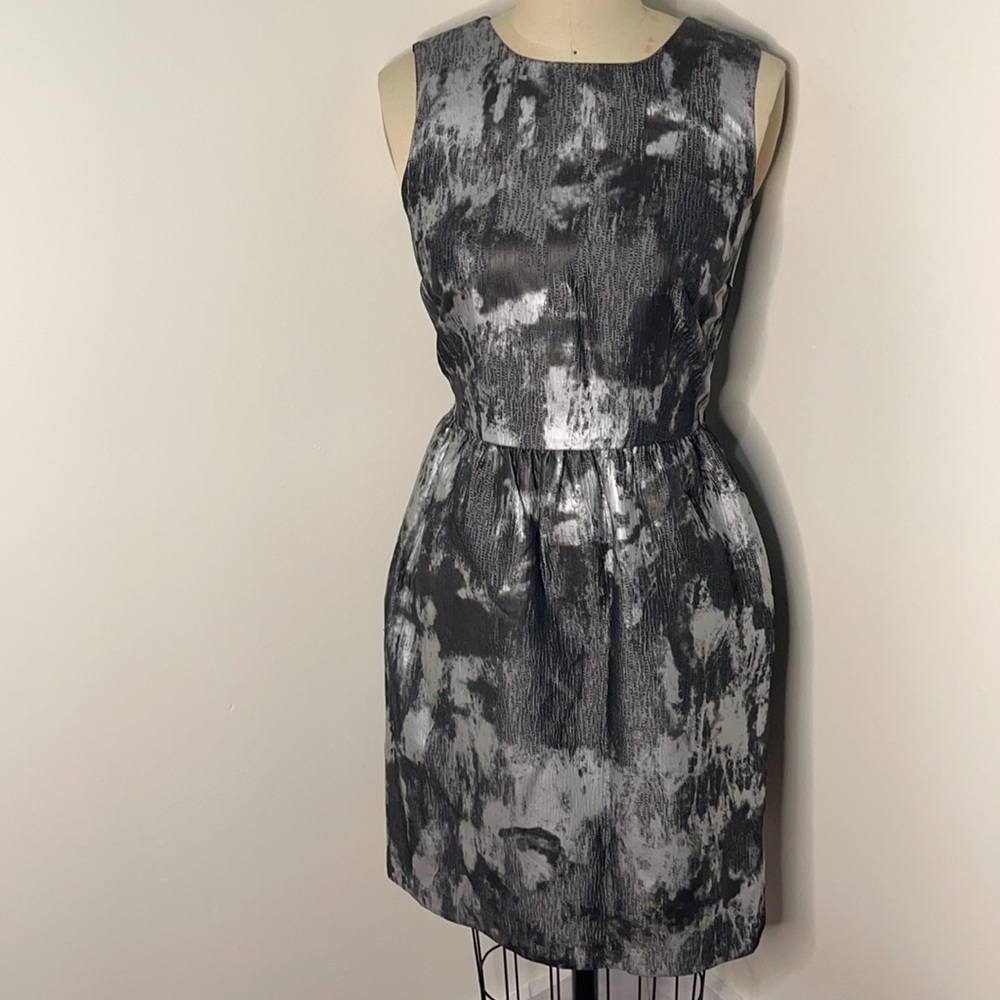 Adorable Michael Korda Dress